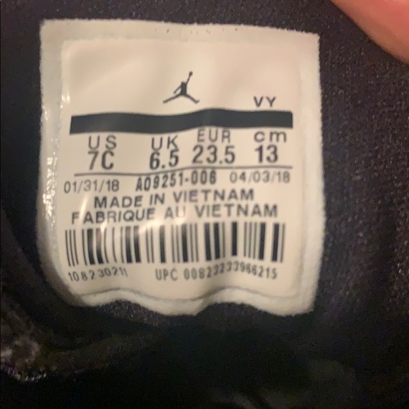 7c Jordan’s - Picture 3 of 3